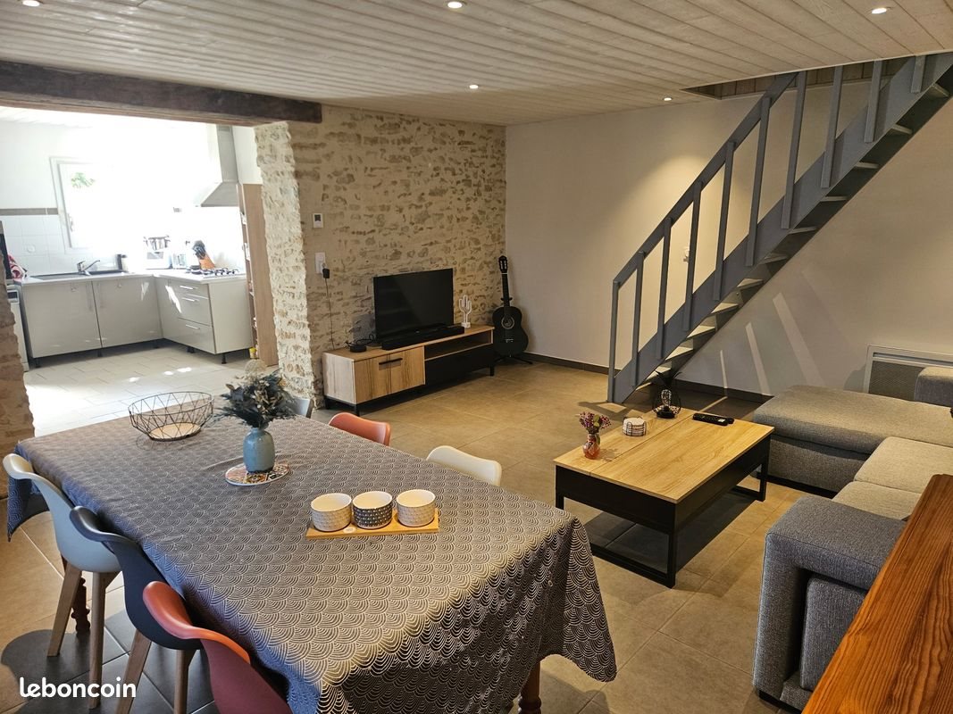 Maison à louer, 72m², Sainte-Cécile