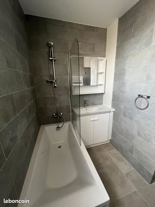 Appartement à vendre, 71m², Valréas