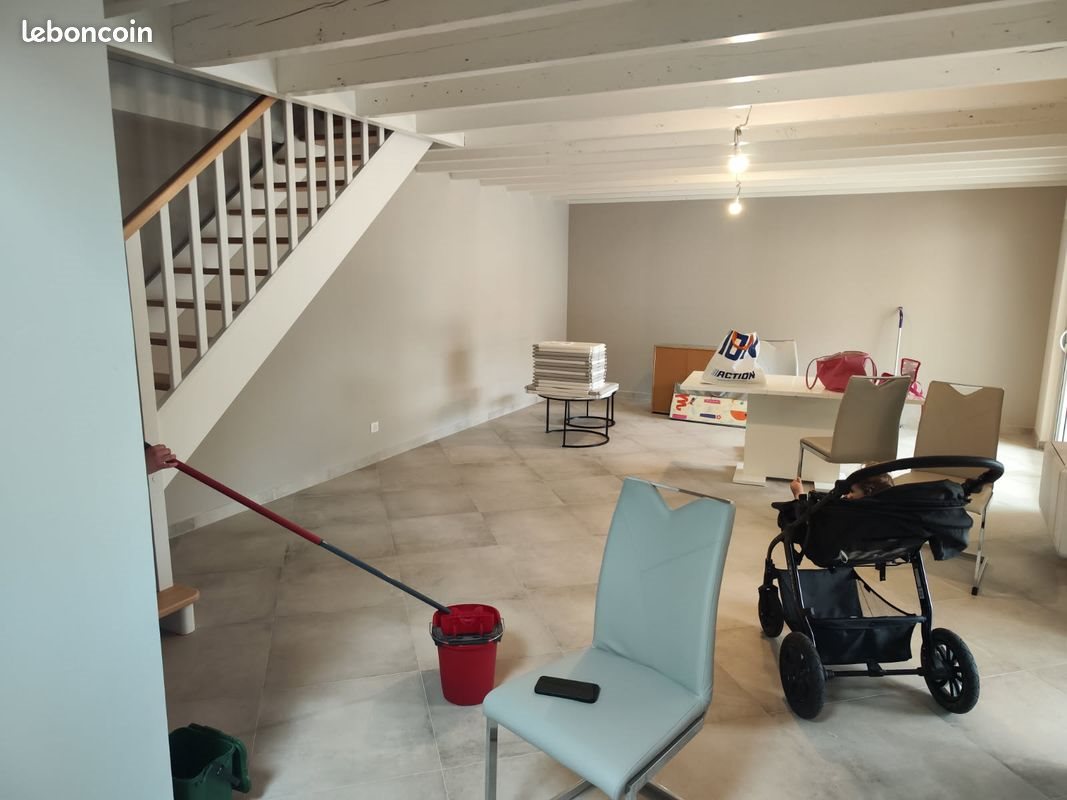 Maison à louer, 82m², Pérignac