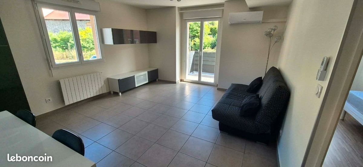 Appartement à louer, 49m², Rives