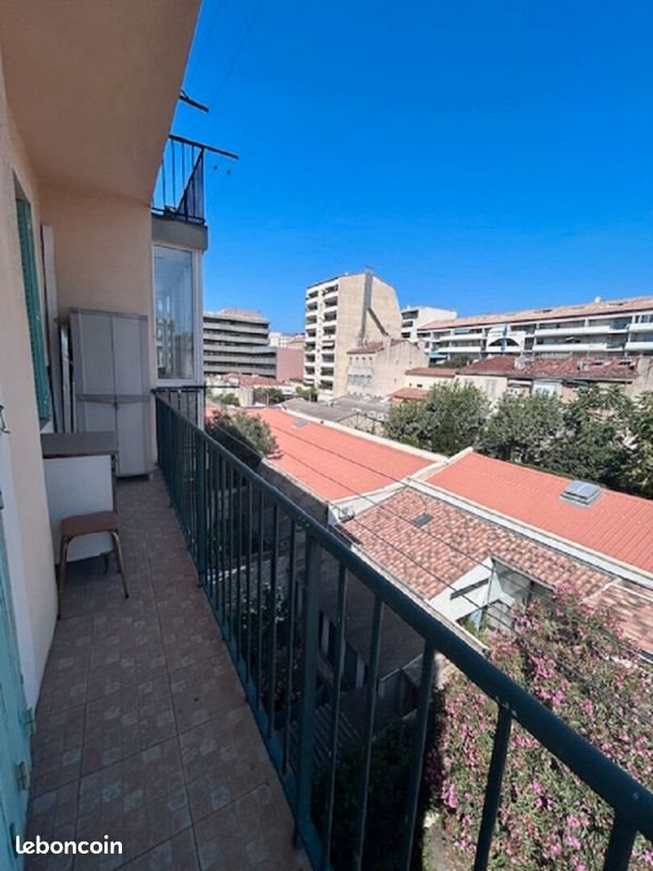 Appartement à louer, 34m², Marseille 8ème
