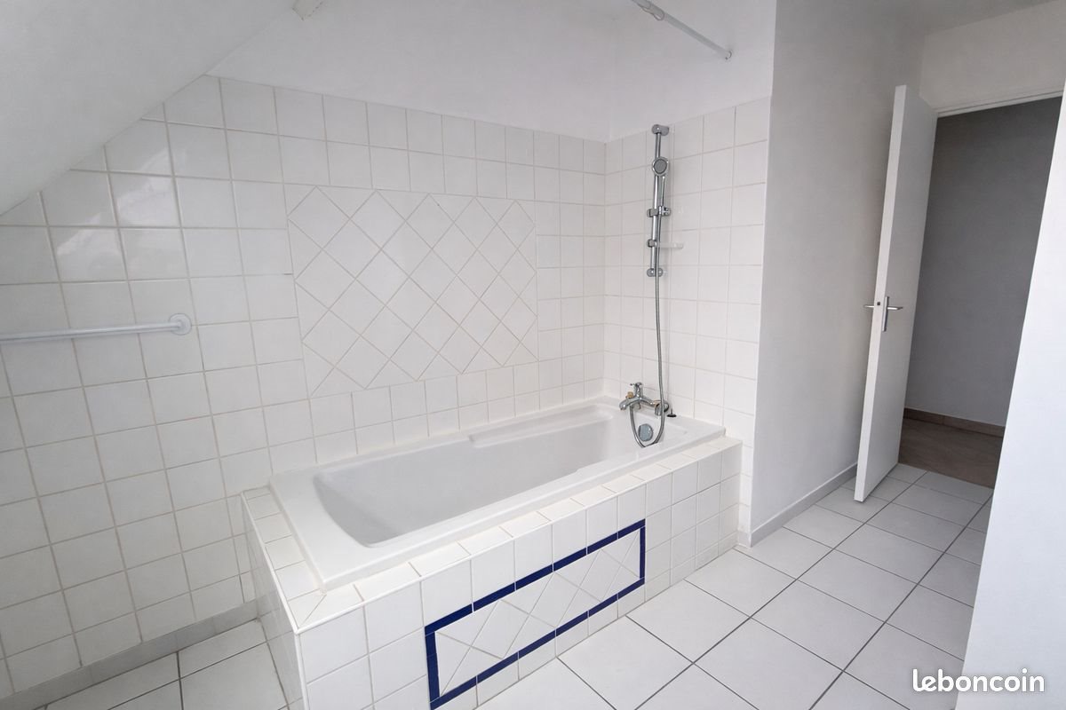Appartement à louer, 57m², Saint-Marcel