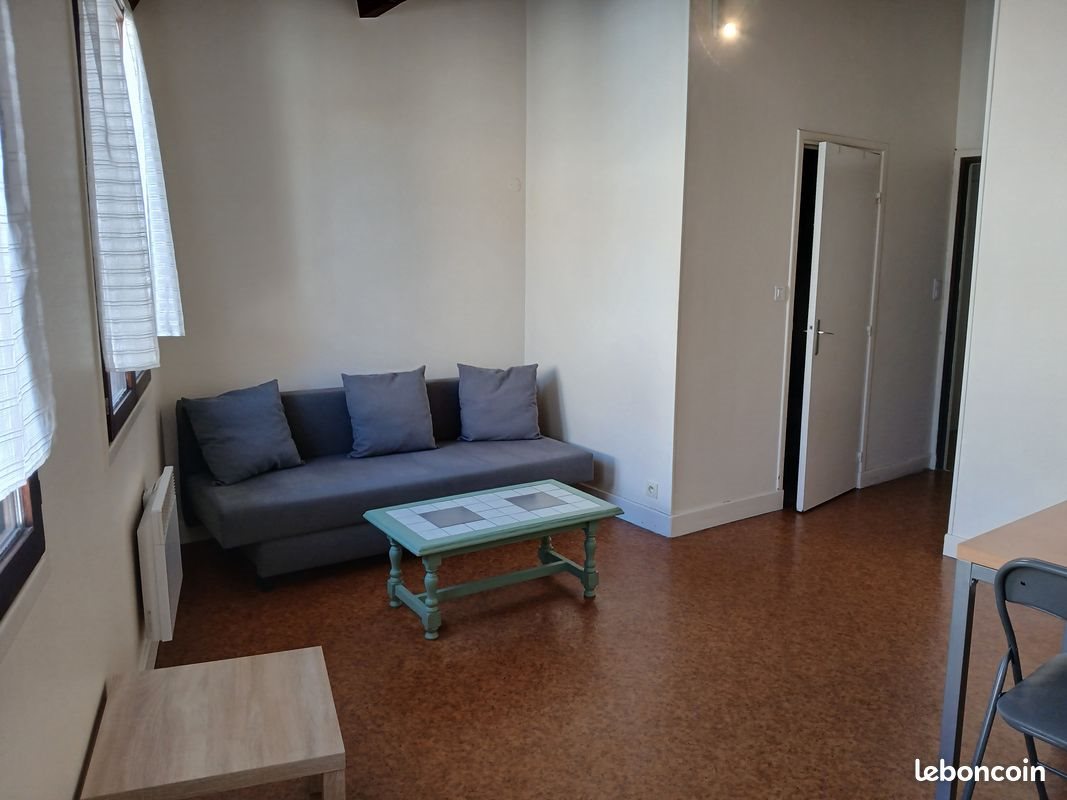 Appartement à louer, 25m², Romagnat