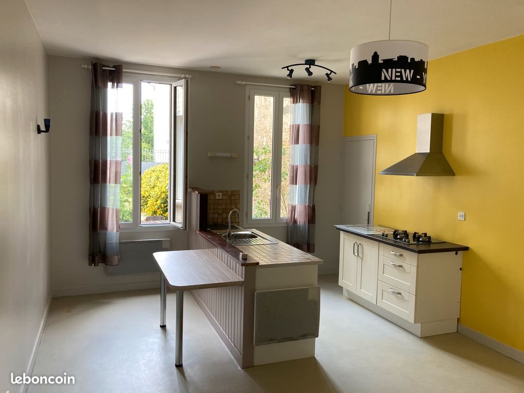Appartement à louer, 45m², Saint-Maixent-l'Ecole