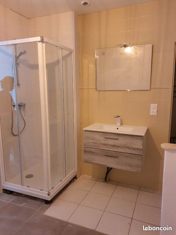 Appartement à louer, 35m², Assieu