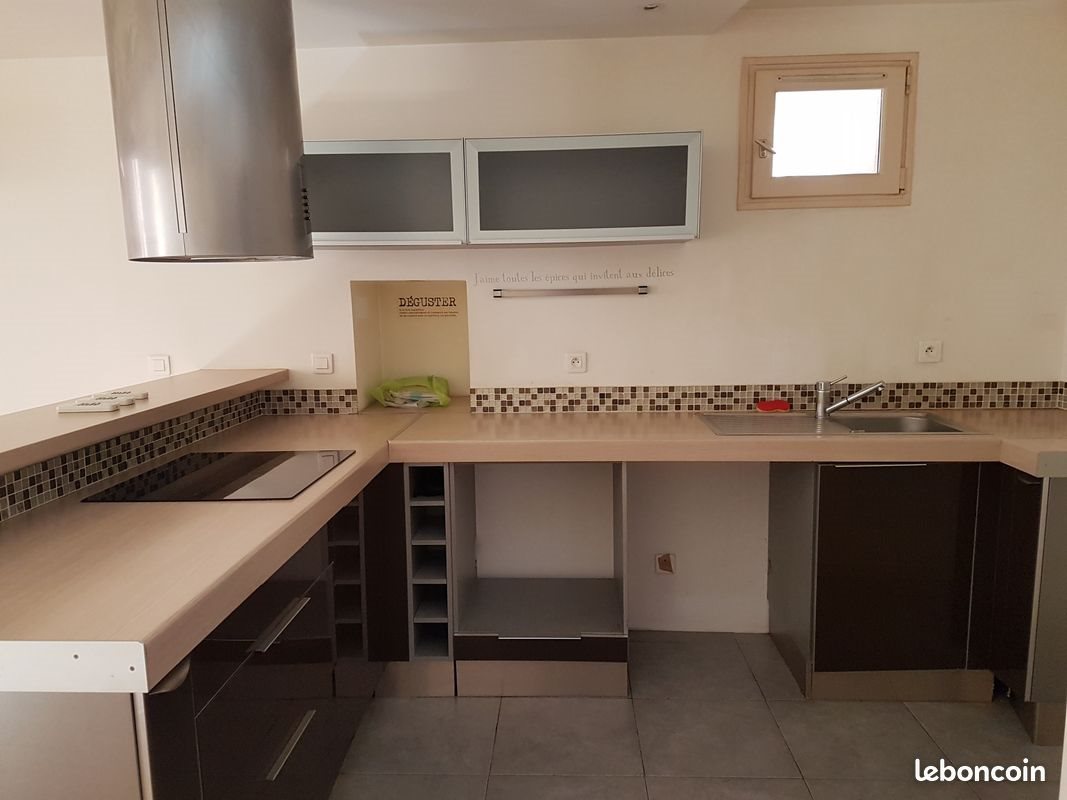 Appartement à louer, 67m², Cassis