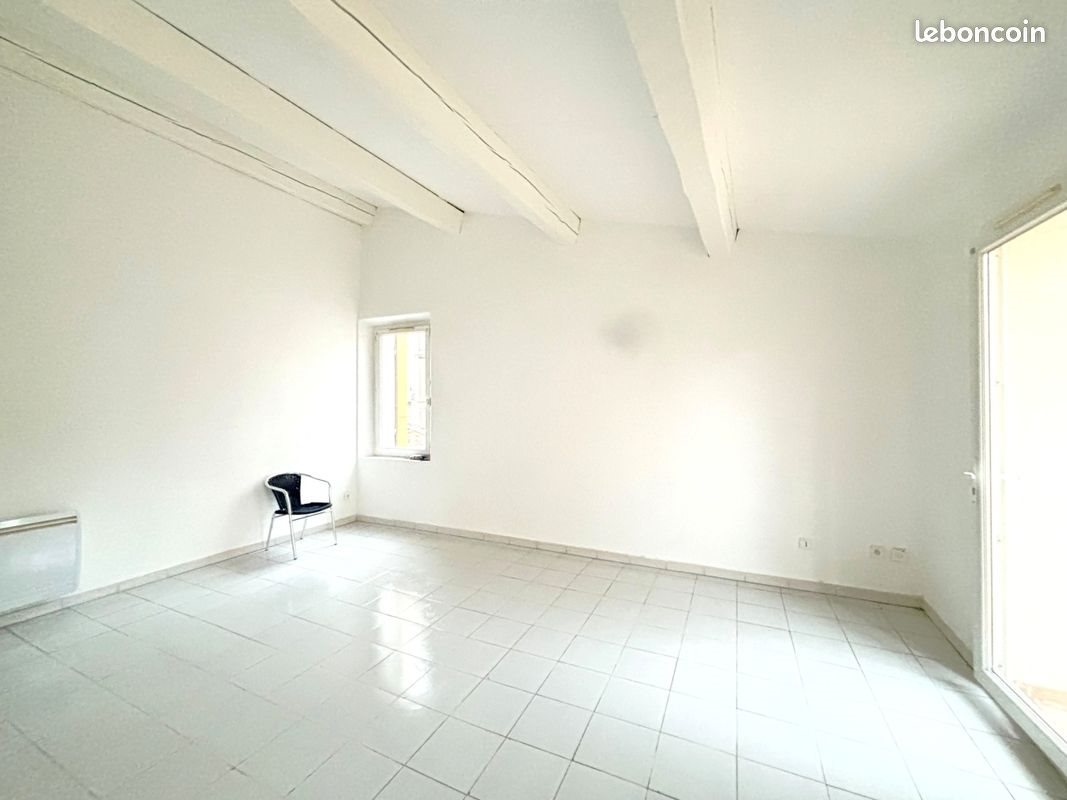 Appartement à louer, 66m², Cassis