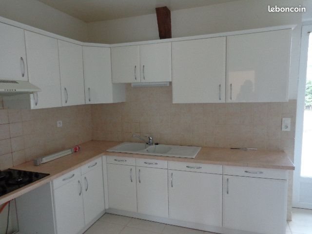 Appartement à louer, 94m², Ussac