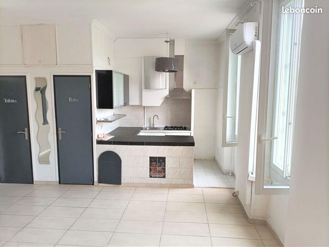 Appartement à louer, 50m², Marseille 4ème