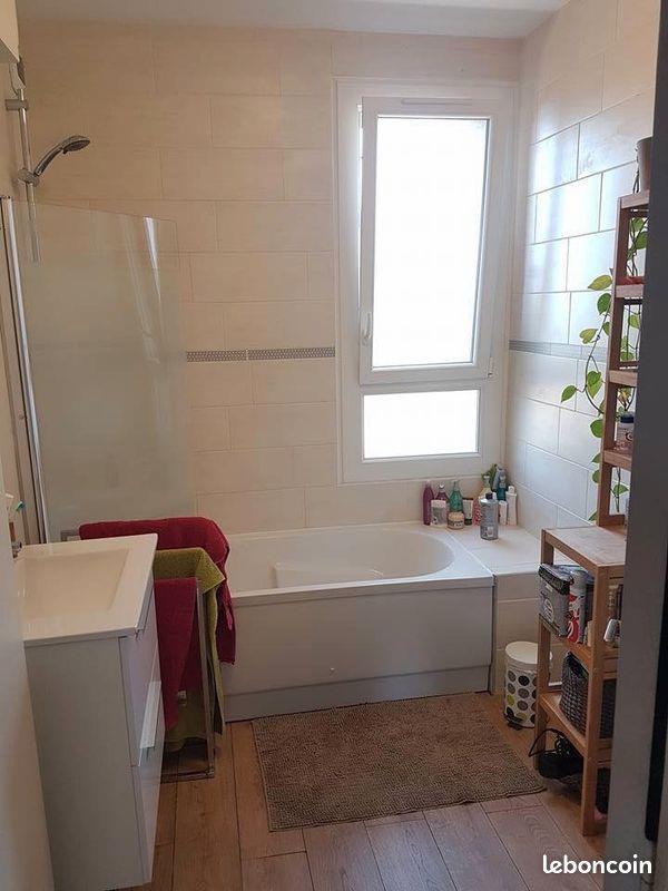 Appartement à louer, 71m², Caussens