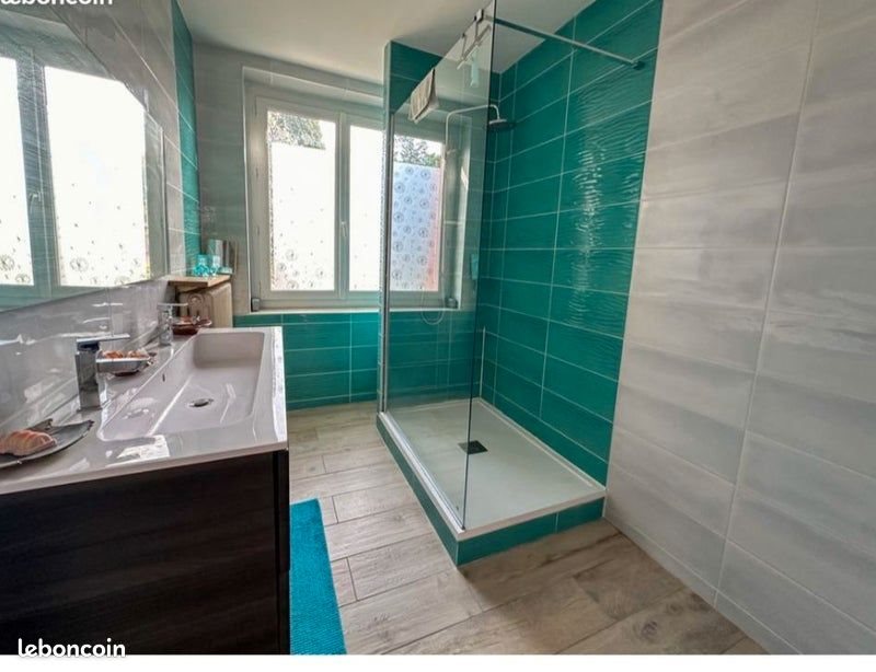 Maison à louer, 140m², Roussillon