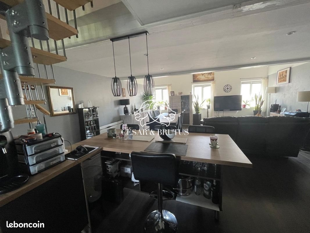 Appartement à vendre, 83m², Thizy