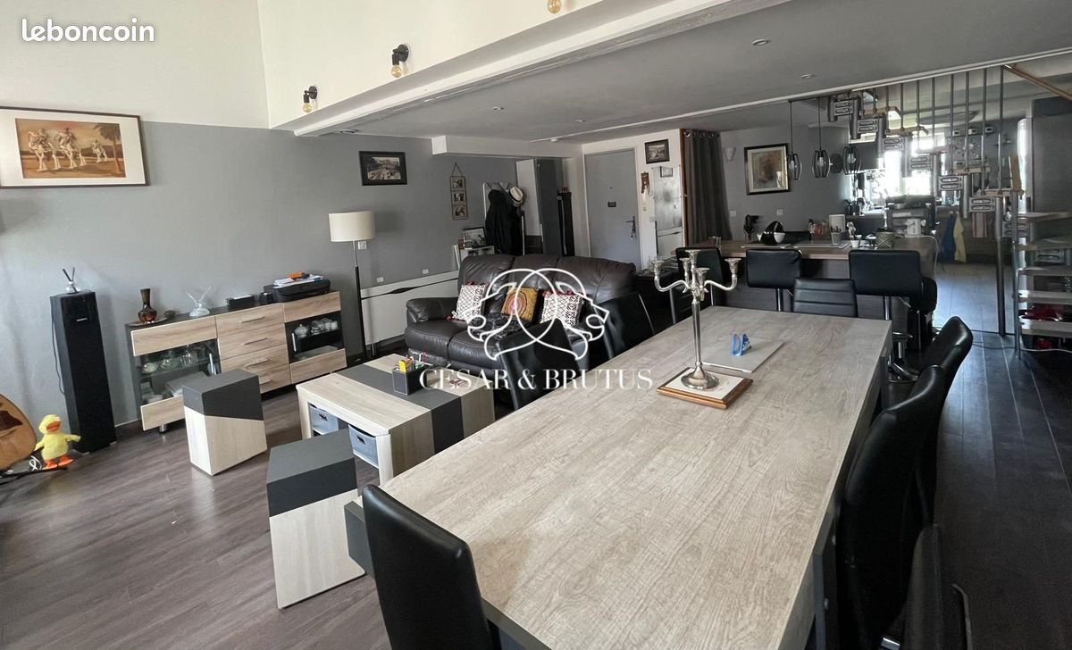 Appartement à vendre, 83m², Thizy