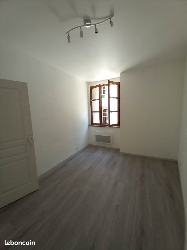 Appartement à louer, 45m², Oust