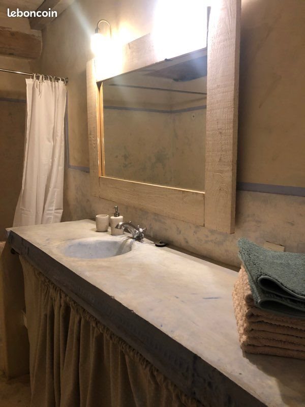 Appartement à louer, 70m², Rochefort-du-Gard