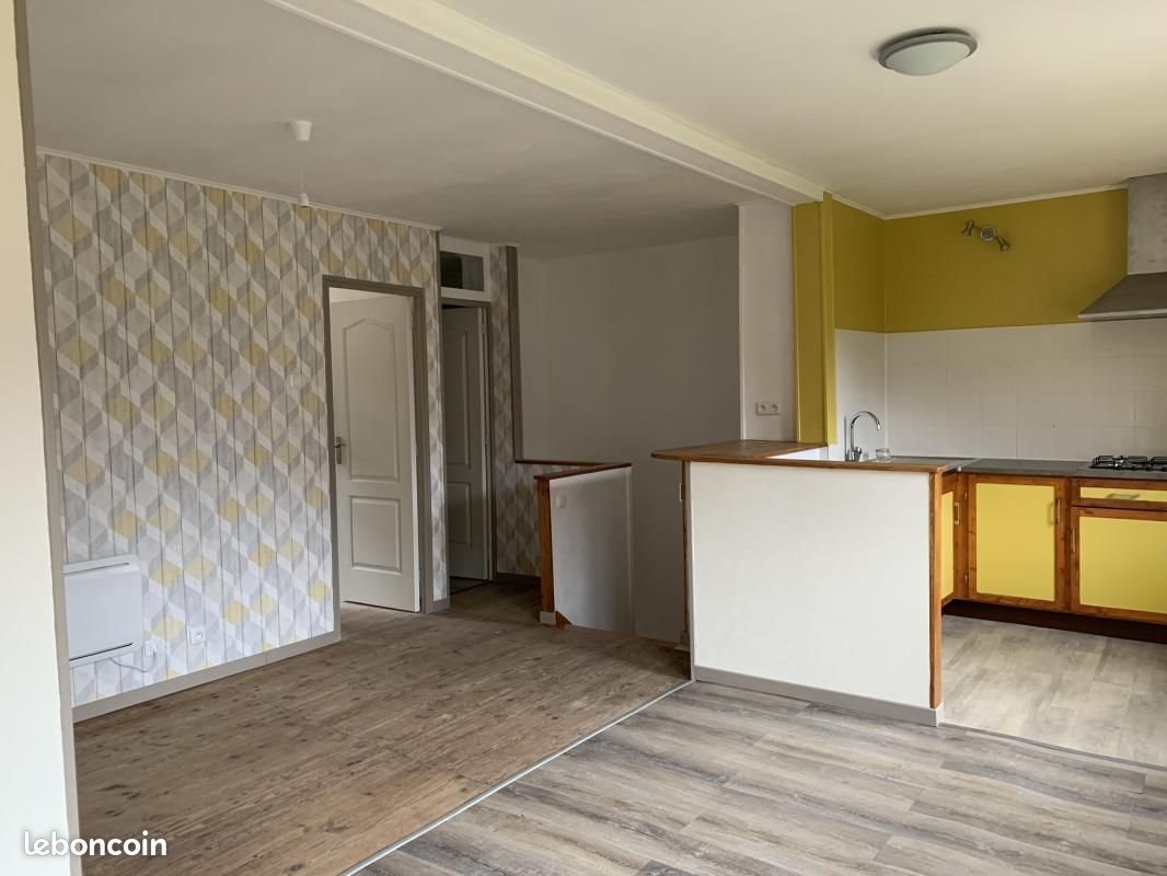 Maison à louer, 54m², Ladignac-le-Long