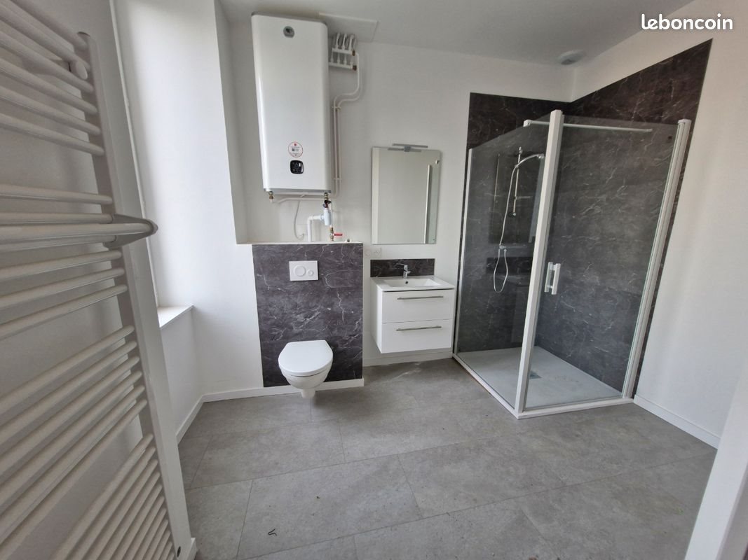 Appartement à louer, 29m², Saint-Hilaire-du-Harcouët