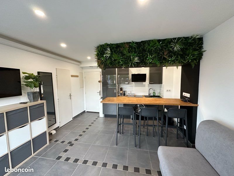 Appartement à louer, 31m², Hyères