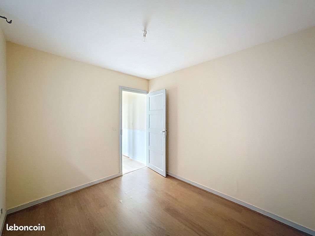 Appartement à louer, 65m², Lannilis