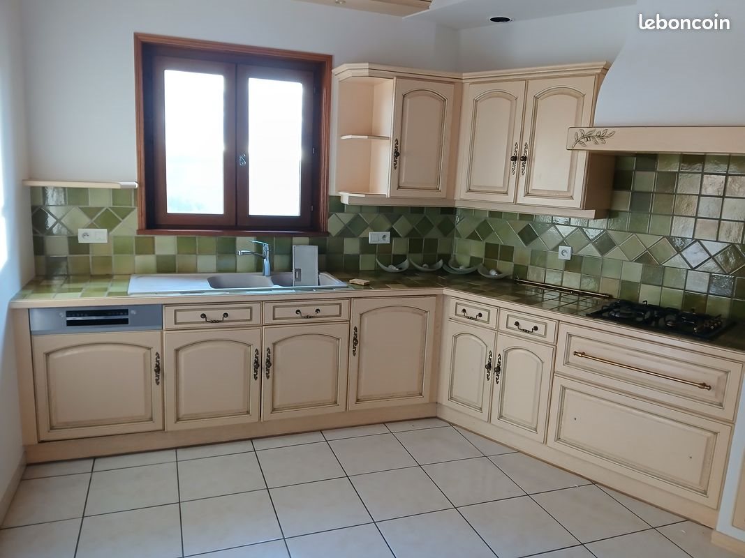 Maison à louer, 116m², Coise