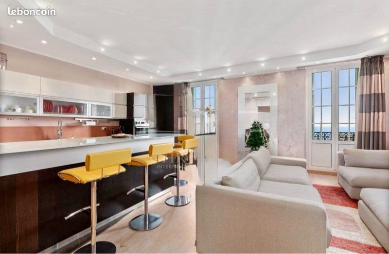 Appartement à louer, 95m², Beausoleil