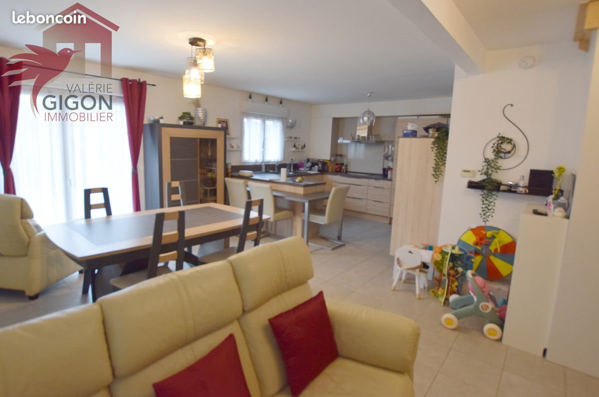 Maison à vendre, 94m², Bavans