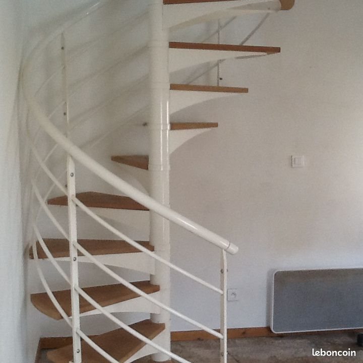 Maison à louer, 13m², Montbard