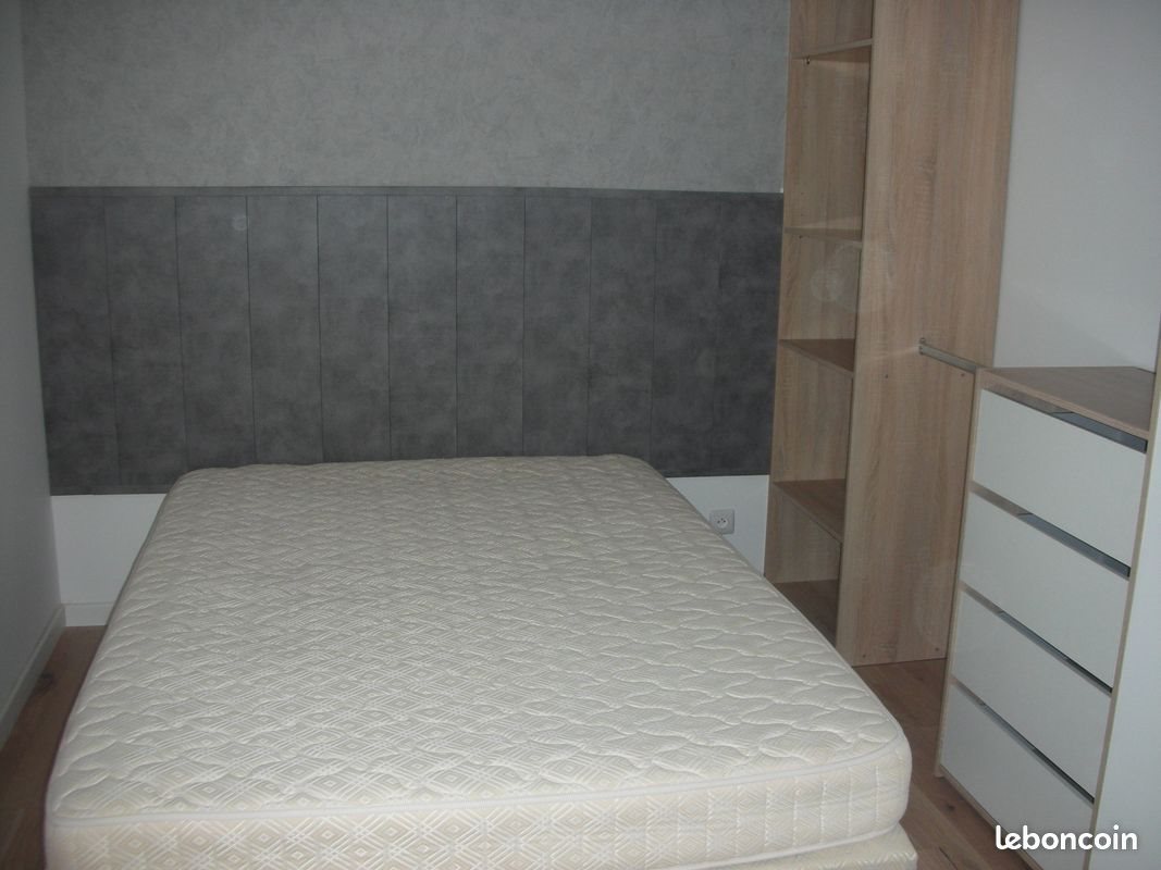 Appartement à louer, 28m², Neuville-de-Poitou