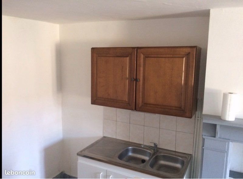 Appartement à louer, 40m², Bourg-et-Comin