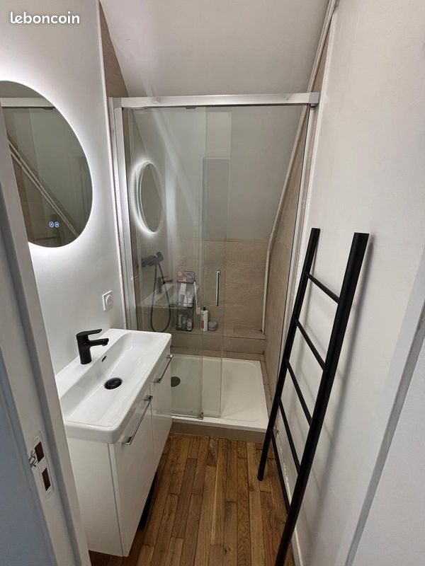 Appartement à louer, 25m², Paris 16ème