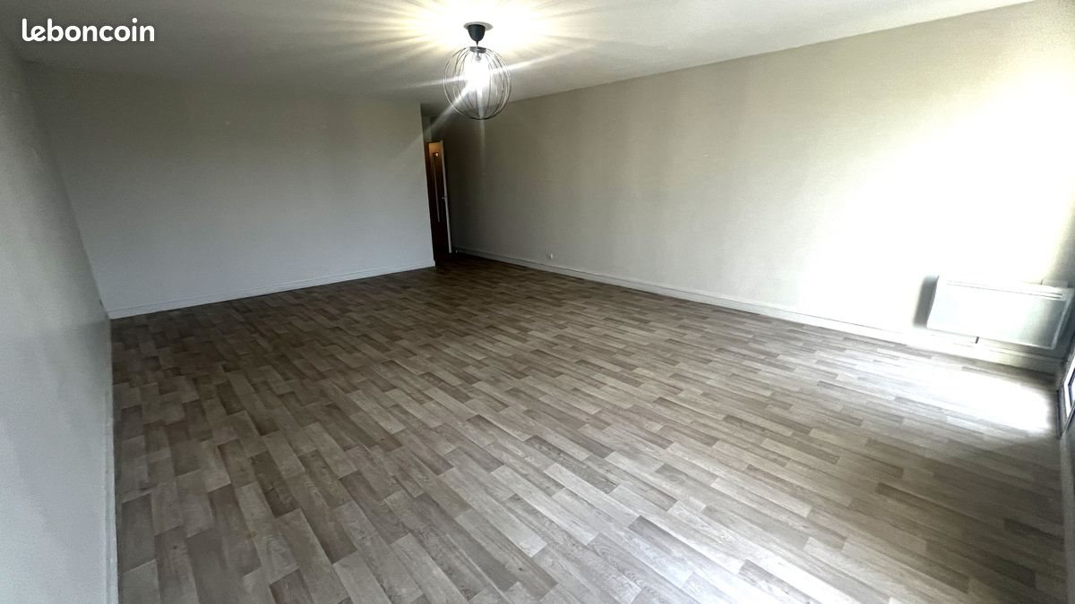 Appartement à louer, 100m², Thouars