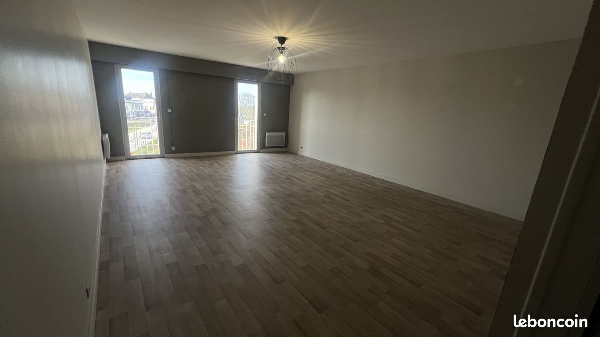 Appartement à louer, 100m², Thouars