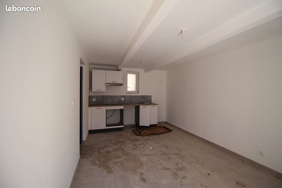 Appartement à louer, 37m², Vedène