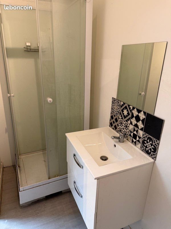 Appartement à louer, 27m², Valréas