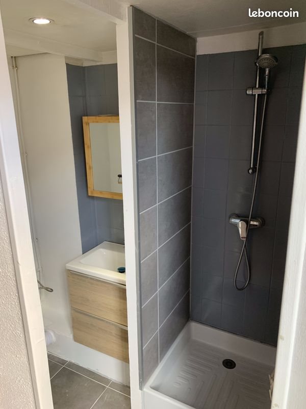 Appartement à louer, 16m², Le Puy-Sainte-Réparade