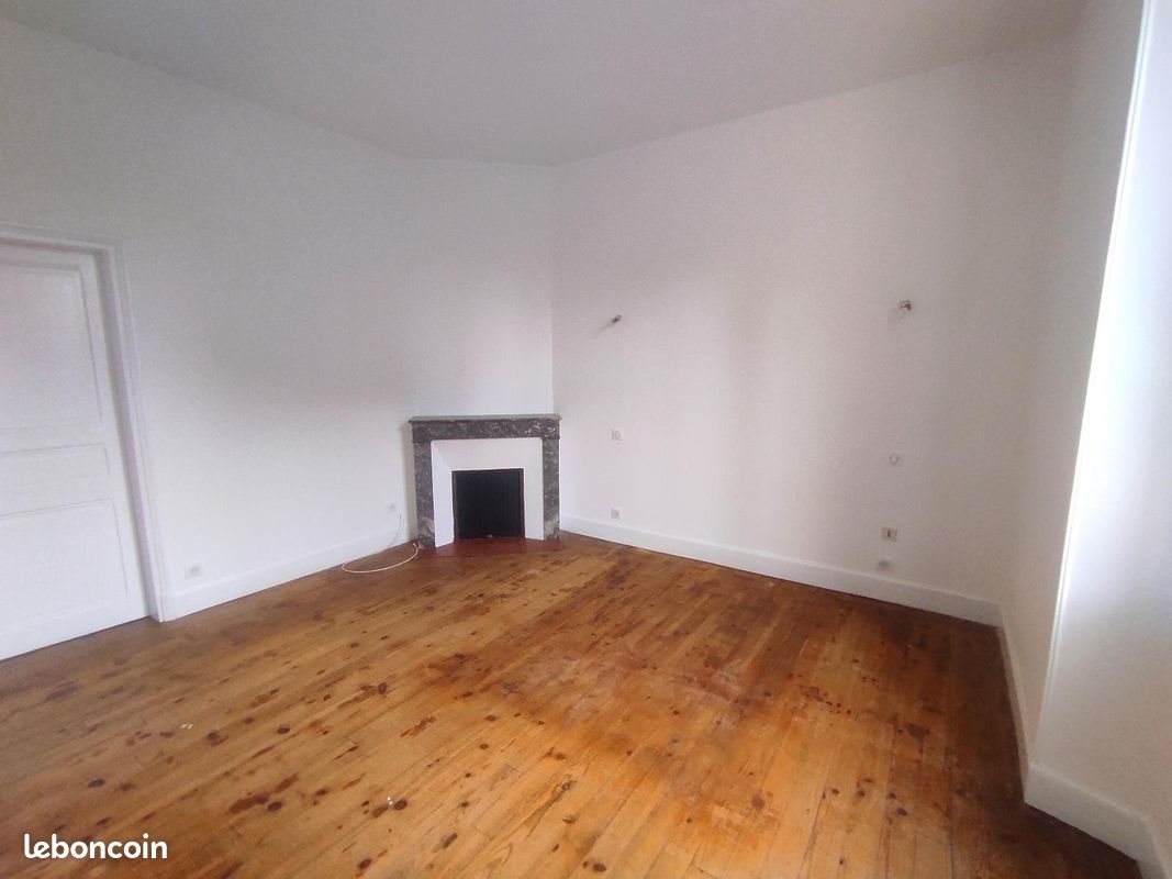Maison à louer, 66m², Millau