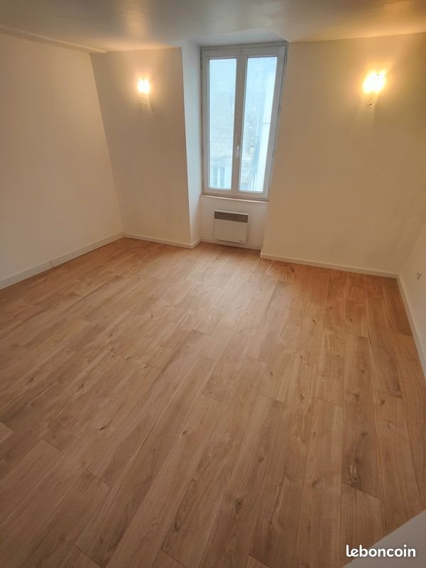 Maison à louer, 76m², Saint-Jean-d'Angély