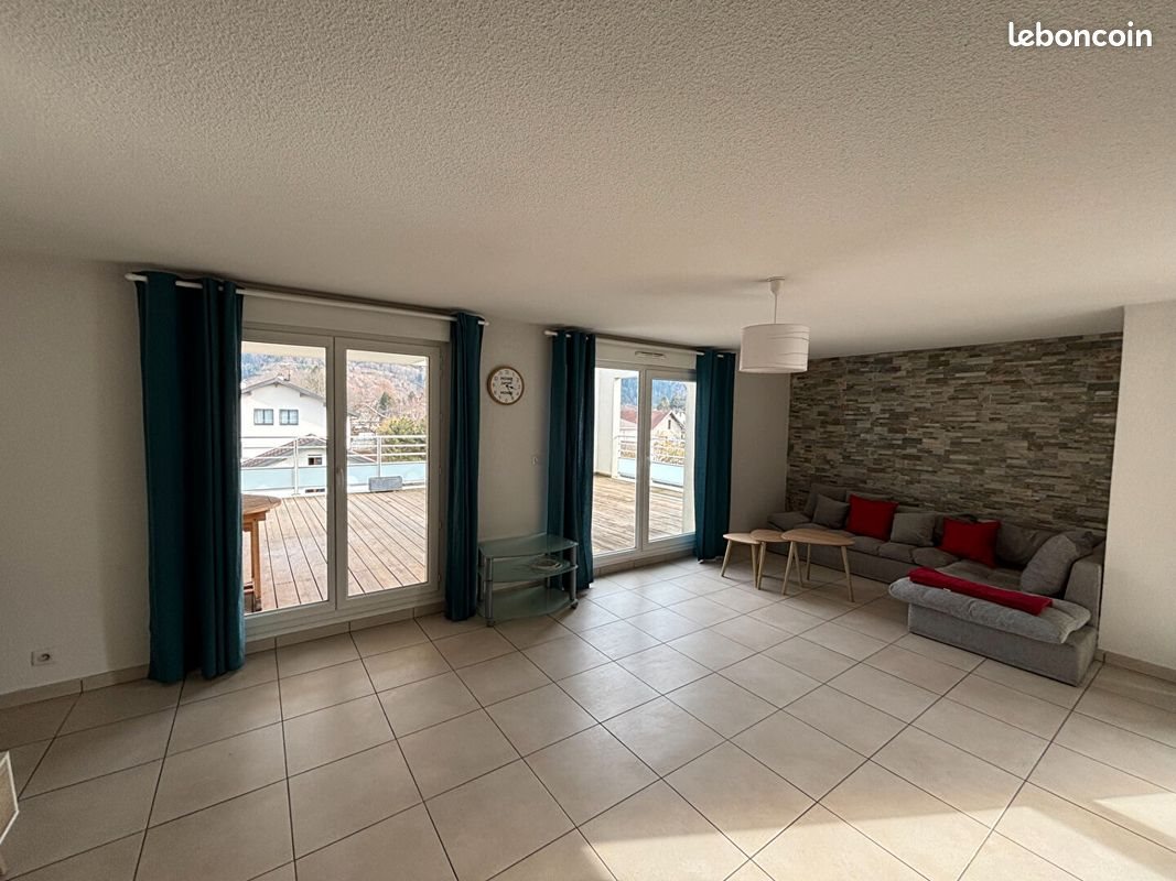 Appartement à louer, 84m², Cluses