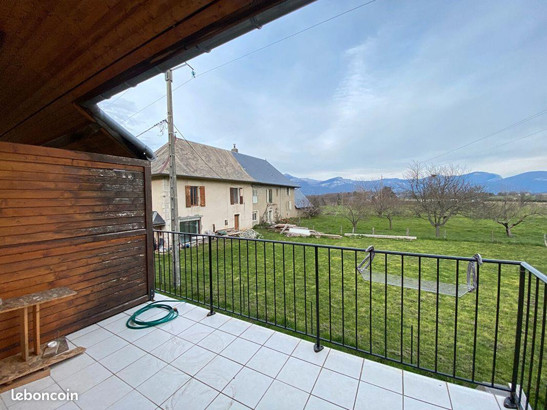 Appartement à louer, 81m², Saint-Sulpice