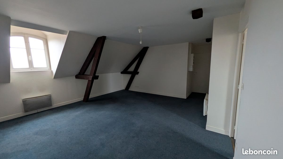 Appartement à louer, 54m², Noyon