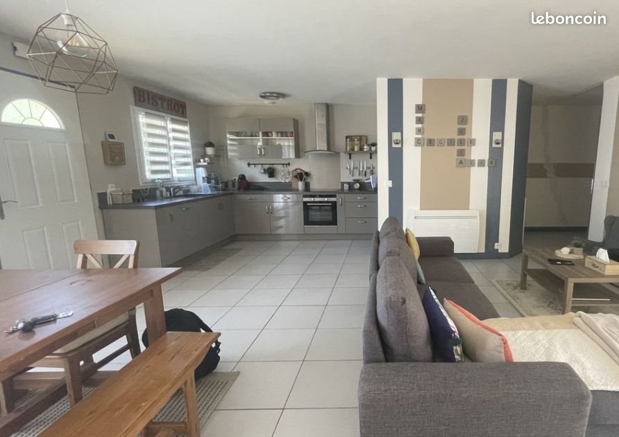 Maison à vendre, 103m², Neuville-de-Poitou