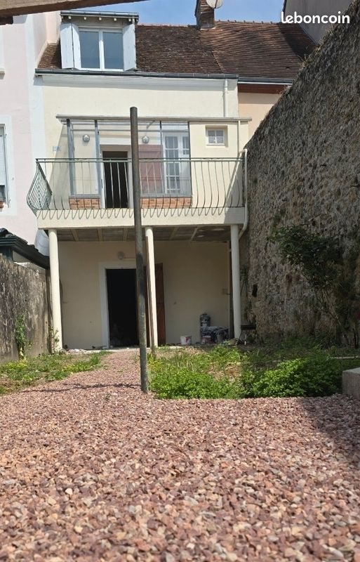 Maison à louer, 80m², Mamers