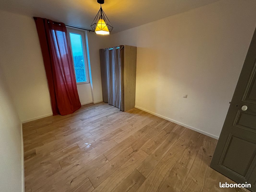 Appartement à louer, 65m², Alès