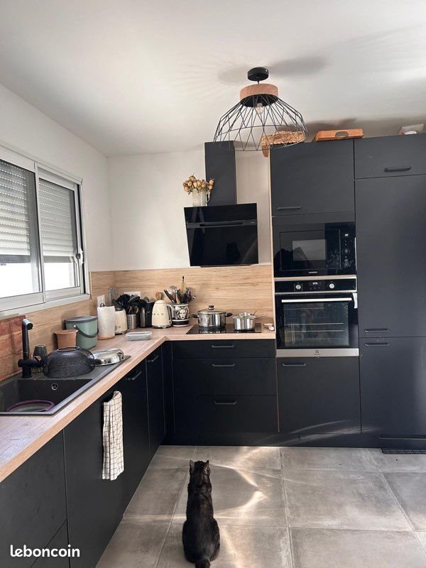 Maison à louer, 105m², Nieul-le-Dolent