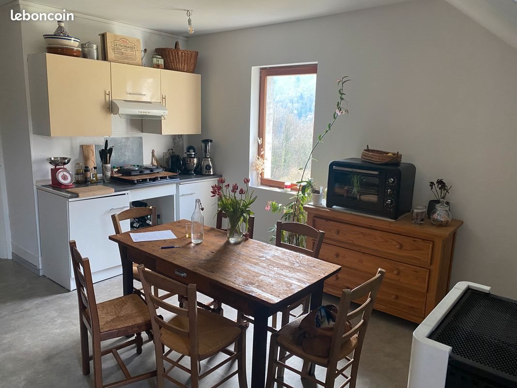 Appartement à louer, 87m², Allèves