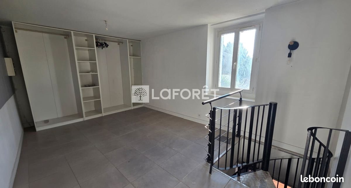 Appartement à louer, 58m², Toulon