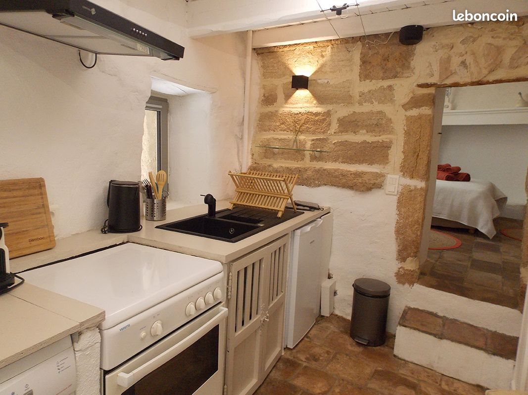 Appartement à louer, 2m², Saint-Maximin