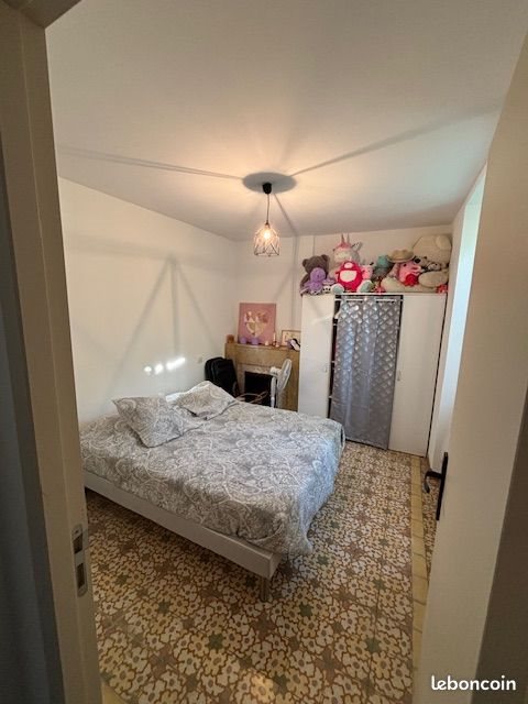 Appartement à louer, 110m², Cavillargues