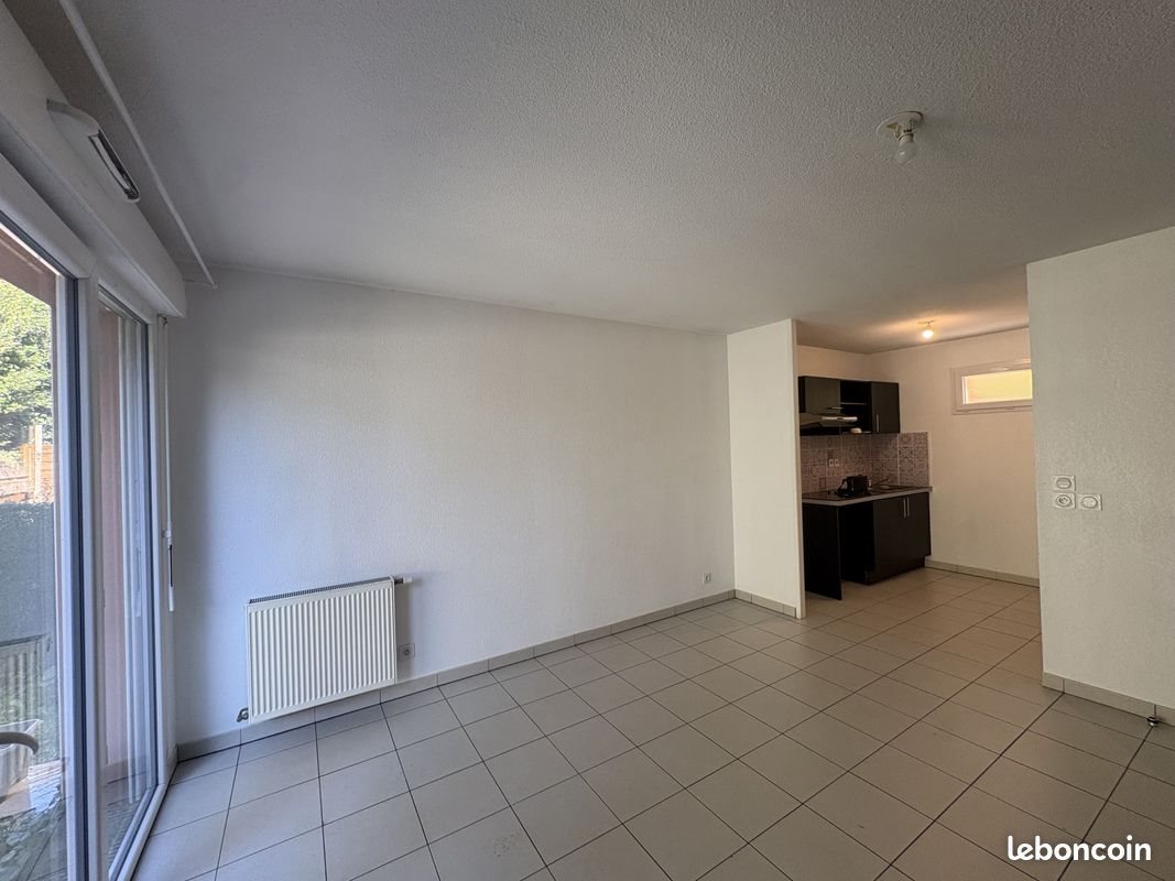 Maison à louer, 65m², Montberon