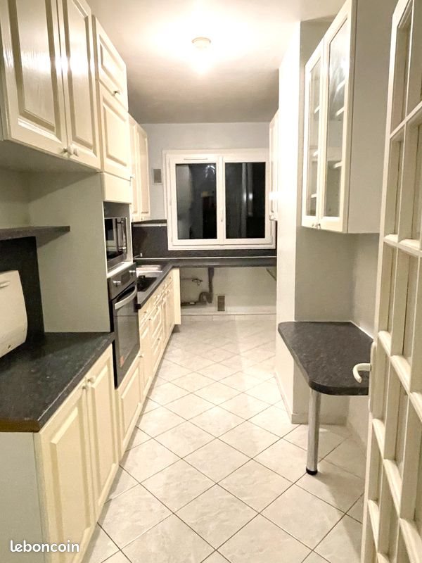 Appartement à louer, 88m², La Celle-Saint-Cloud